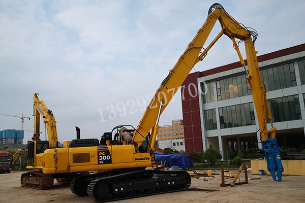 【挖掘機拆樓臂】什么是挖掘機拆樓臂？